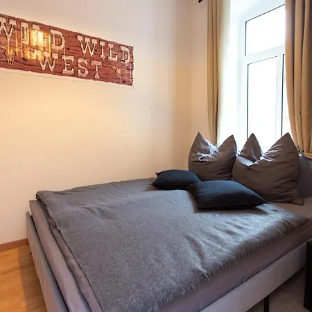 Apartment Fullhouse - - Z30 Wild West Chemnitz